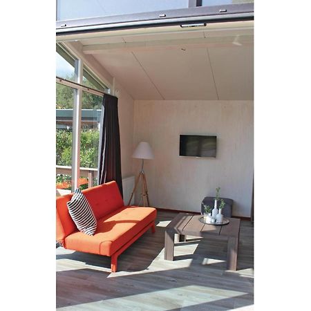 2 Bedroom Awesome Home In Sint-Annaland Exterior foto