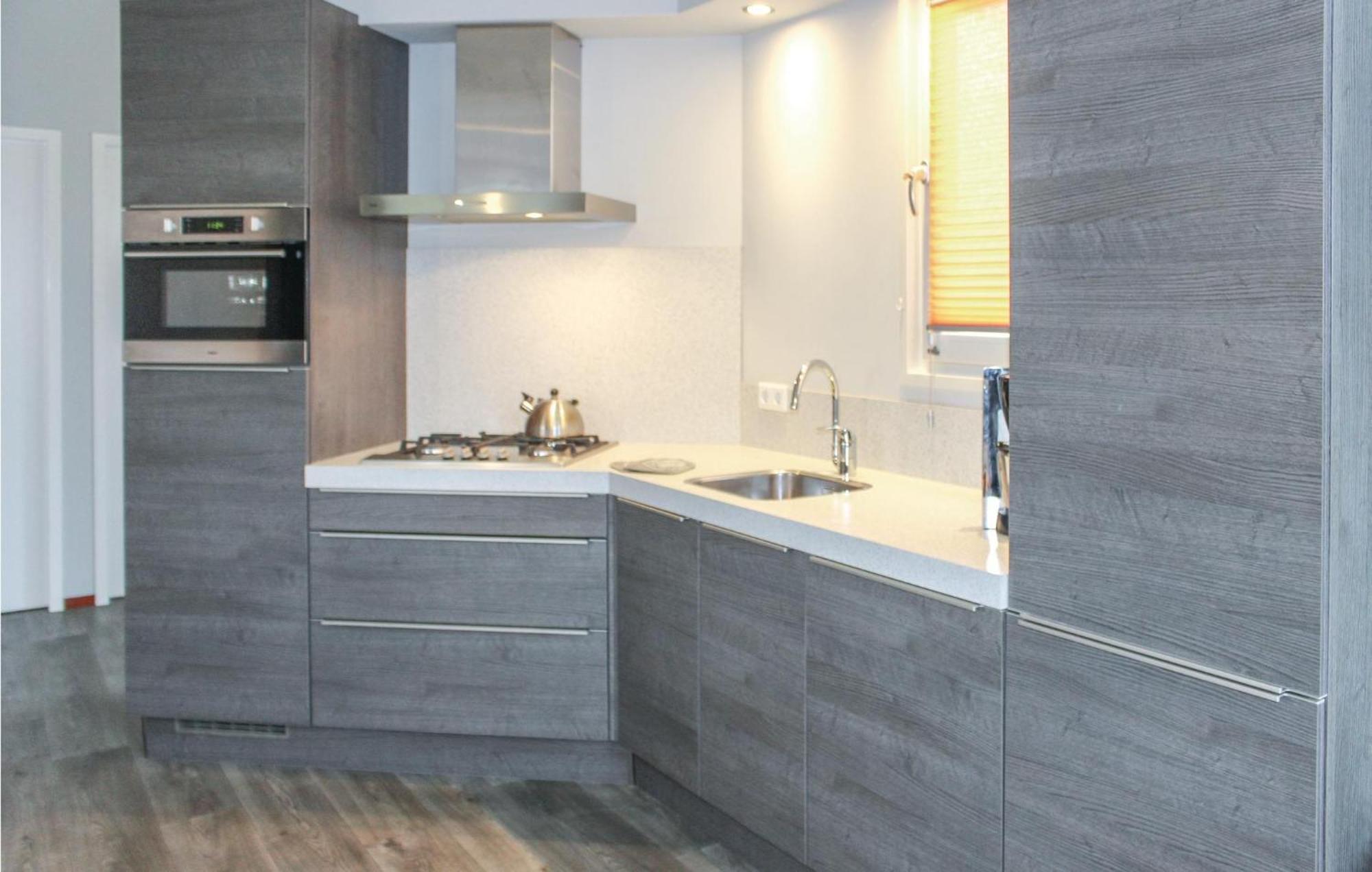 2 Bedroom Awesome Home In Sint-Annaland Exterior foto
